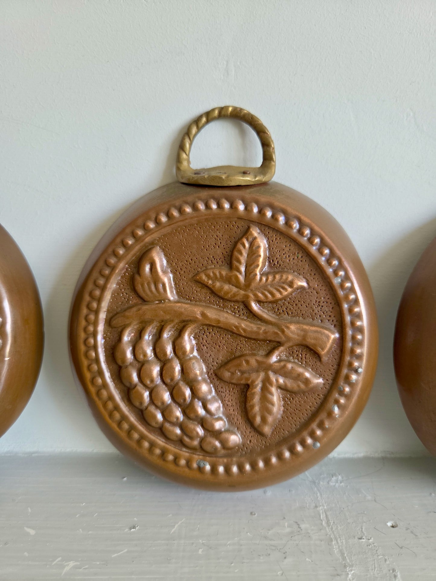 Copper Mould Grape Wall Hanging