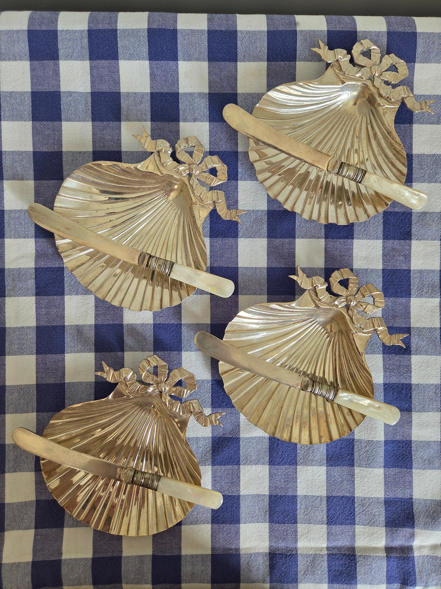 Vintage Shell and Bow Trinket Dish