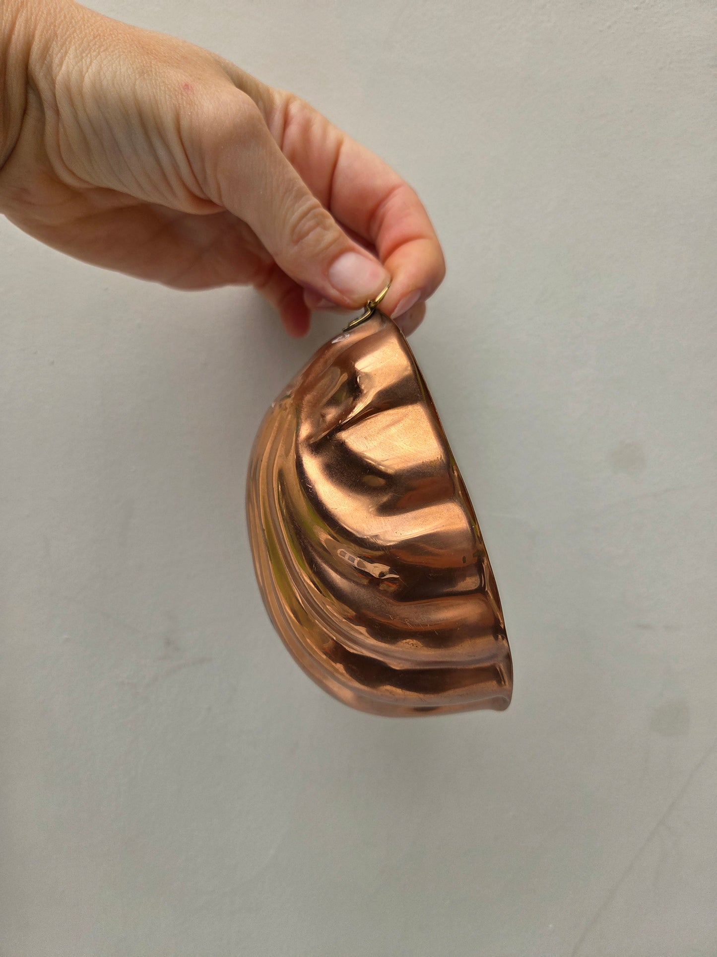 Vintage Copper Shell Mould
