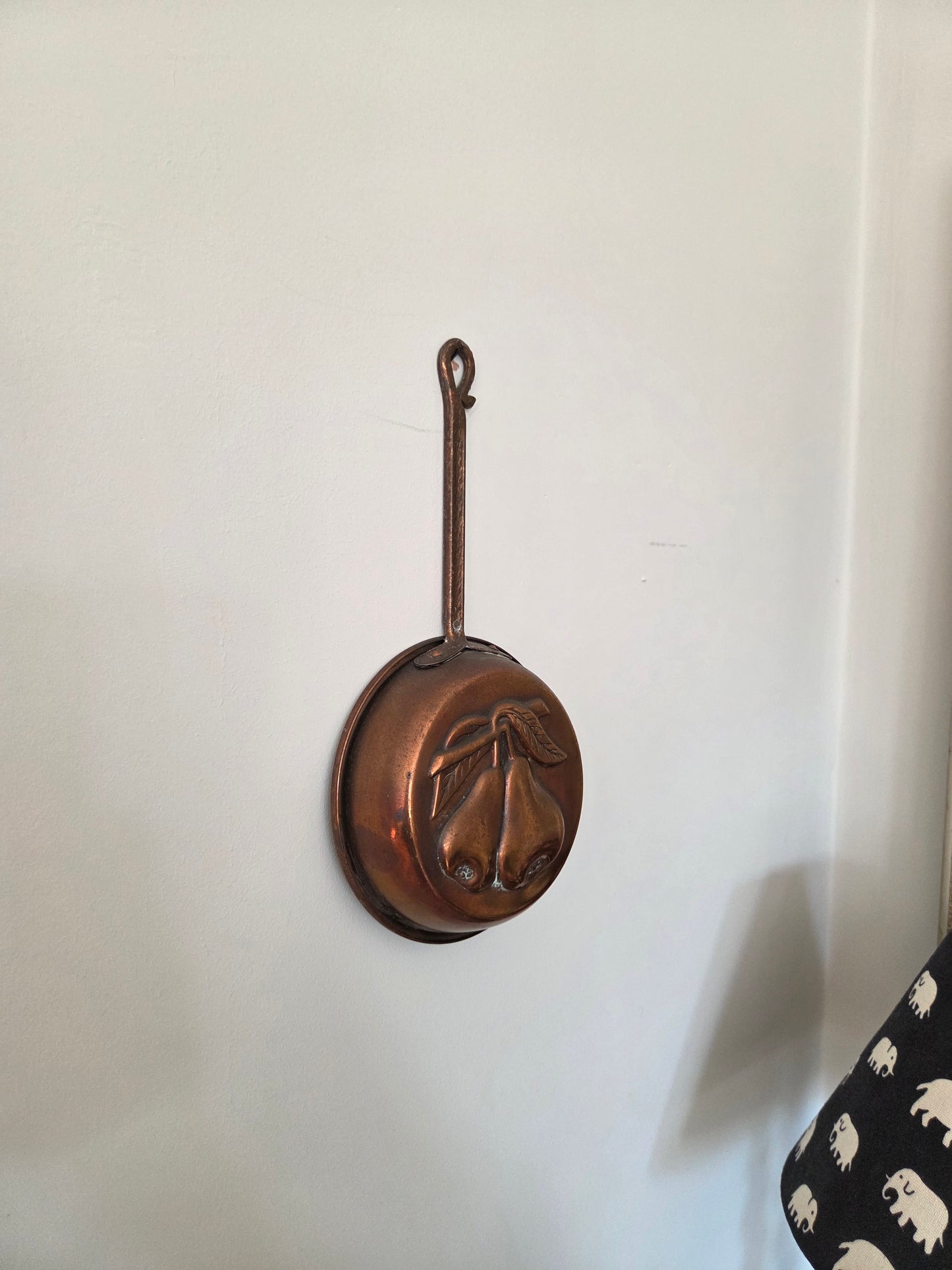 Vintage Copper Mould - Long Handled Pear