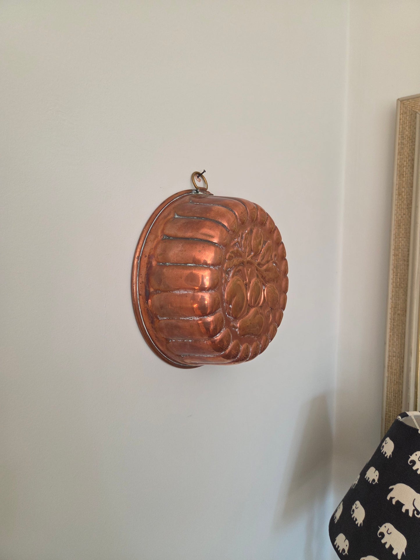 Vintage Copper Mould - Smaller Scallop Fruit