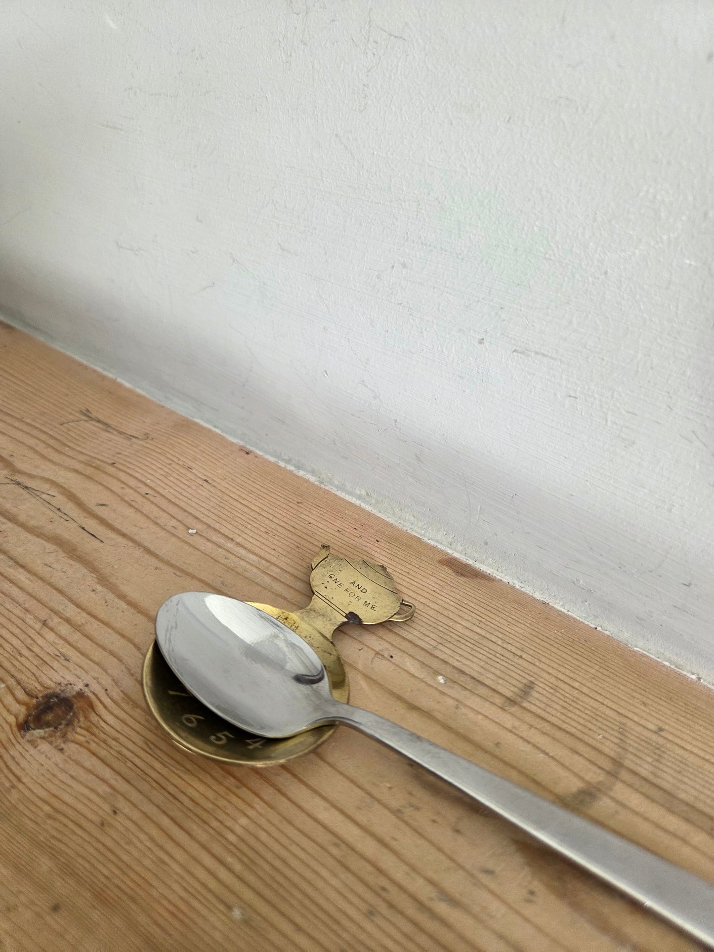 Vintage Teaspoon Rest