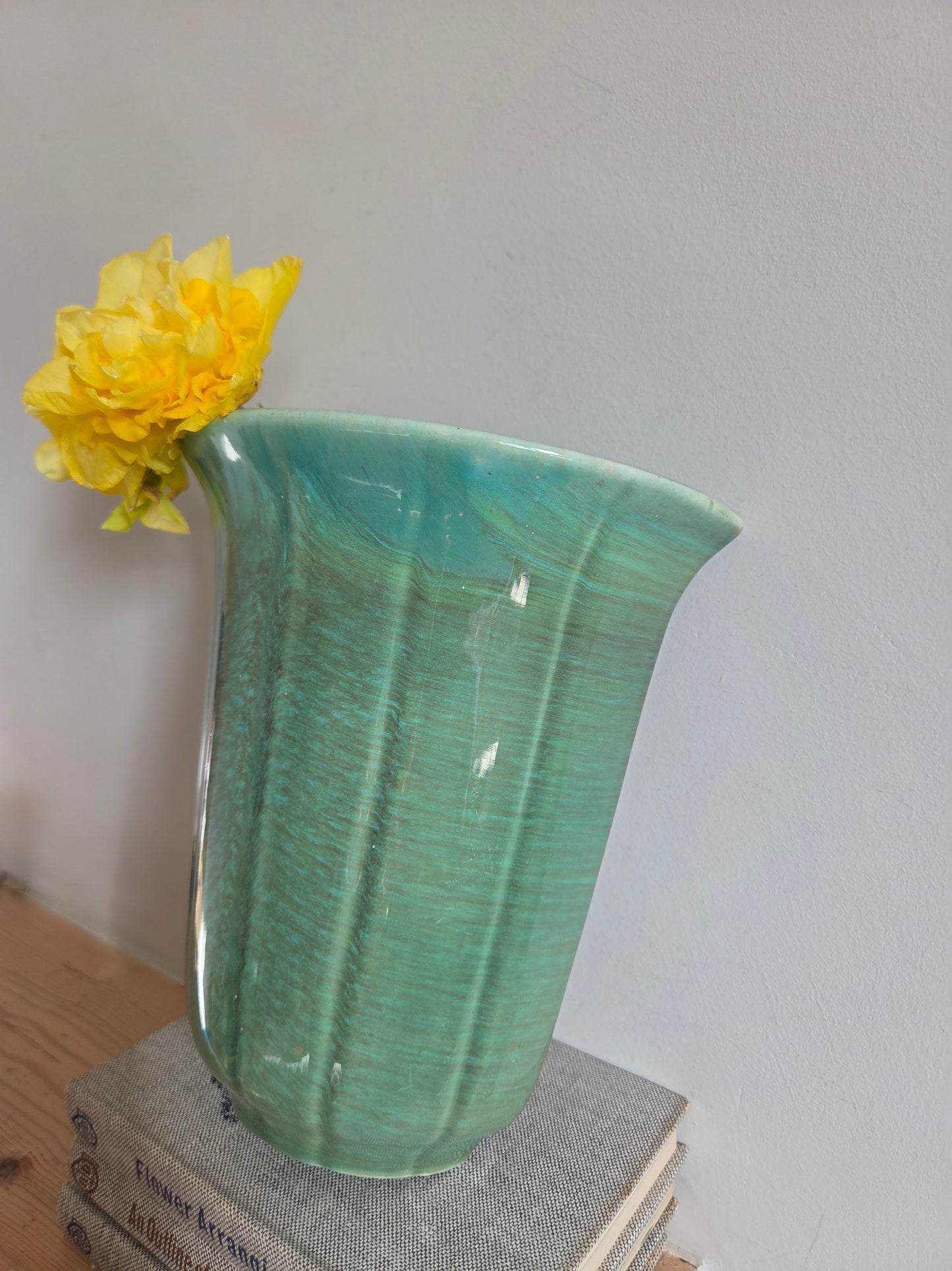 Devonmoore Green Wall Vase