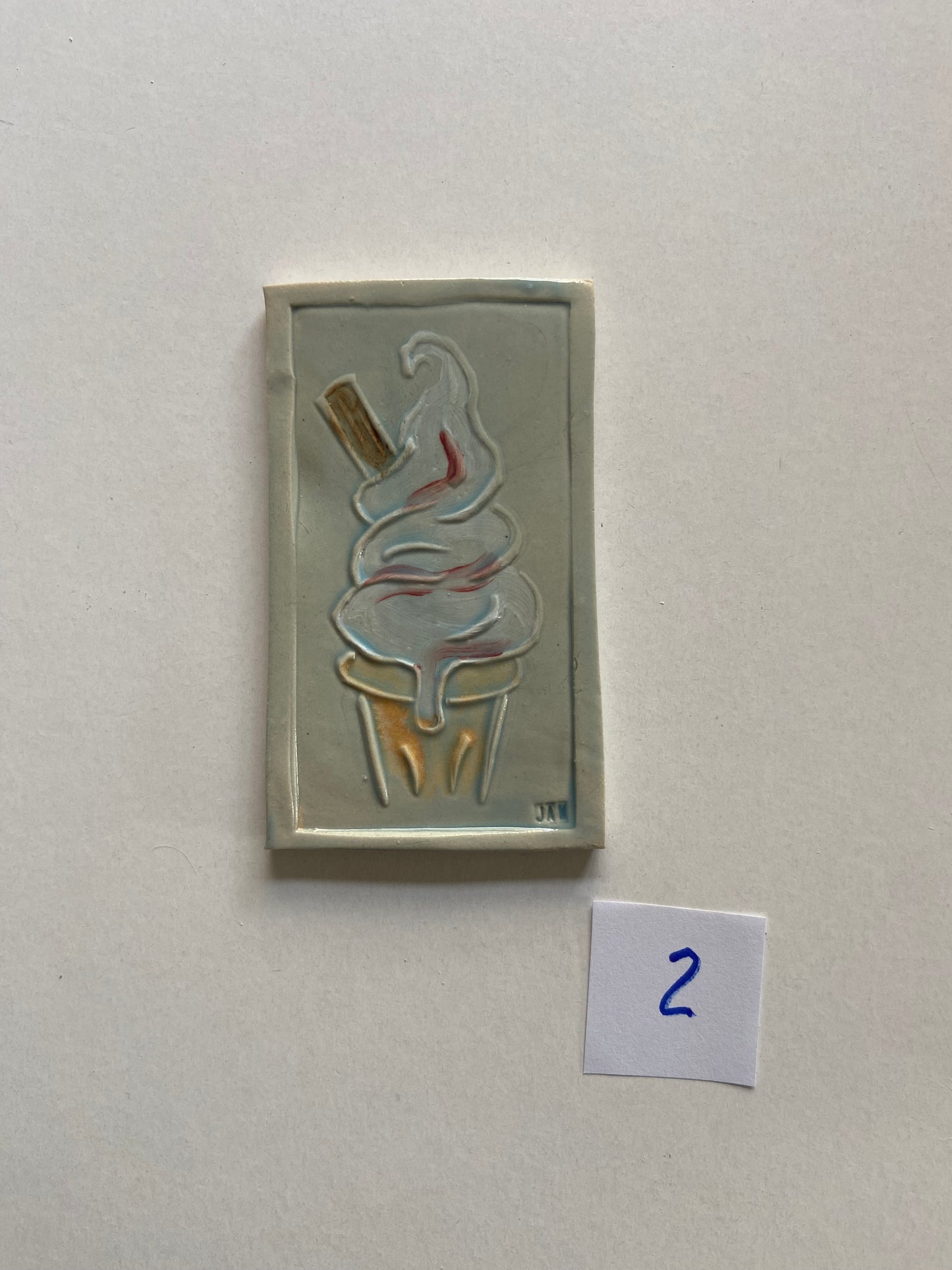 99 Flake 02 by JAW Ceramics