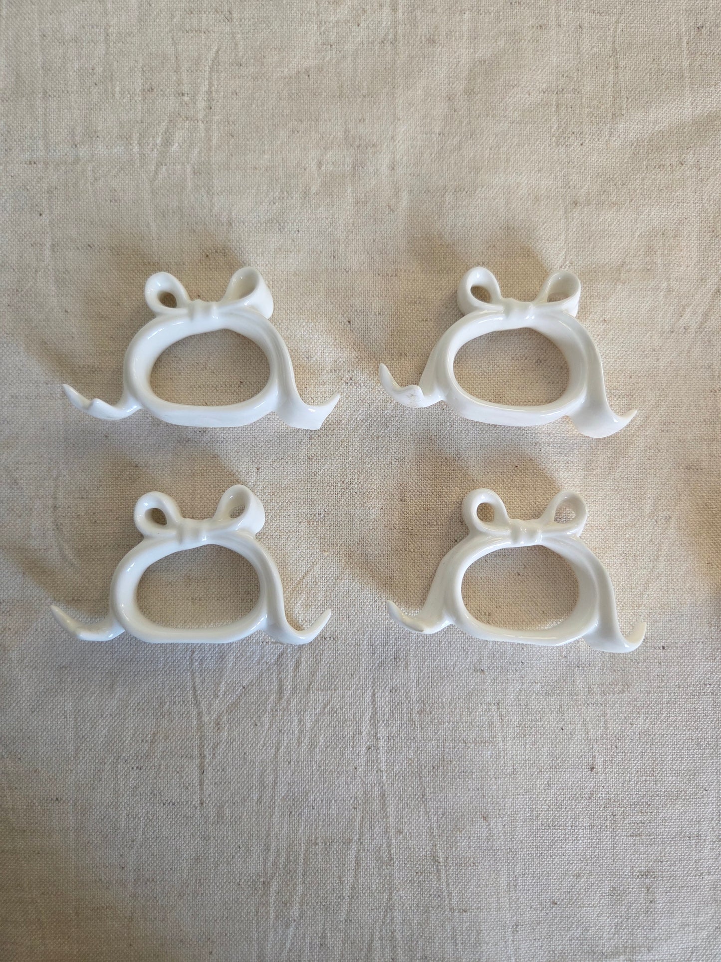 4 Ceramic Bows Vintage Napkin Rings