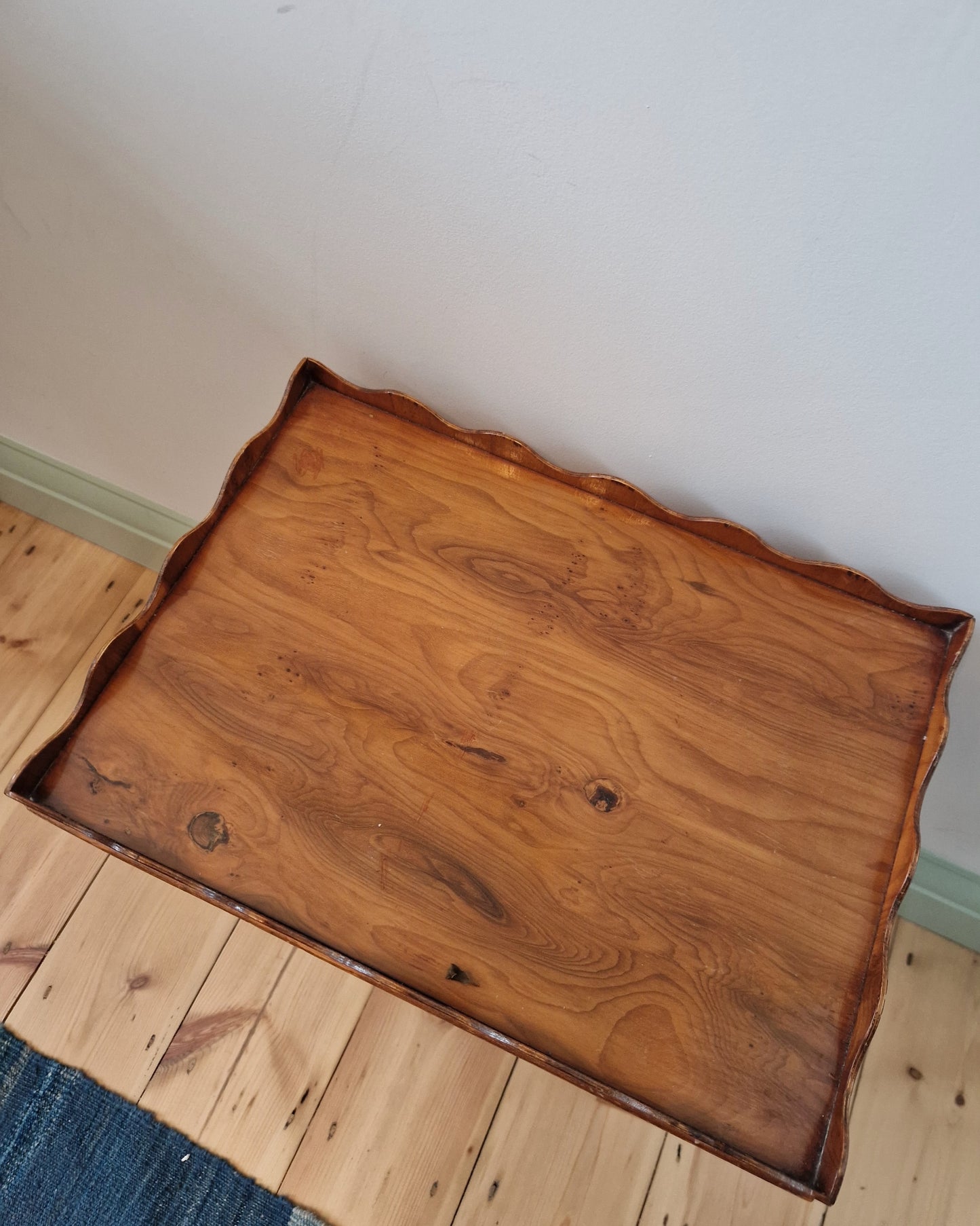 Vintage Side Table with Scalloped Edge Detail