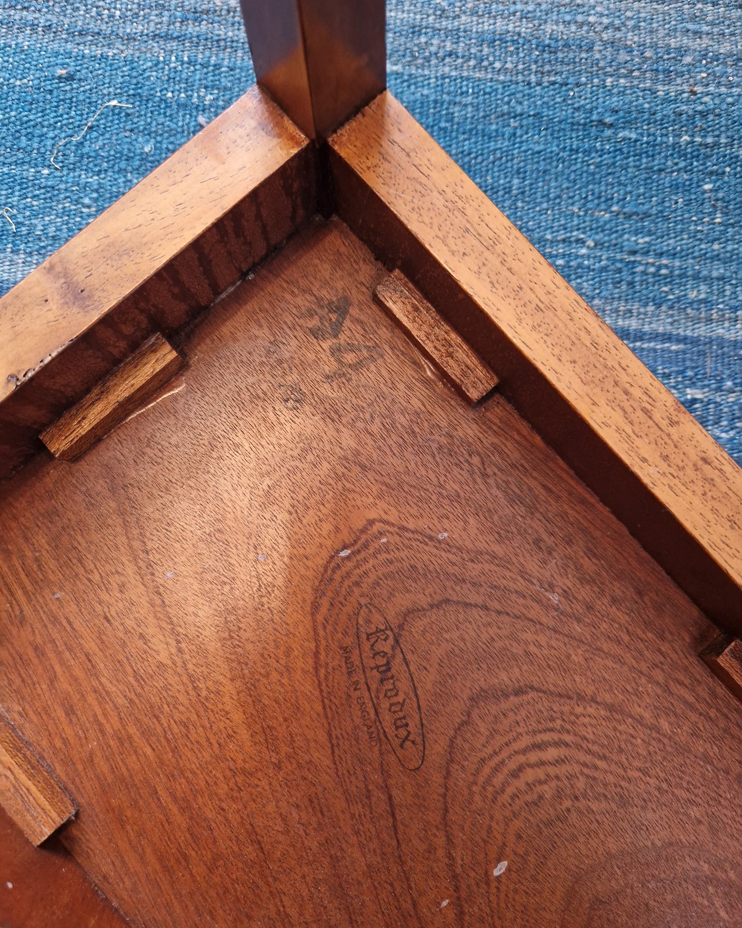 Vintage Side Table with Scalloped Edge Detail