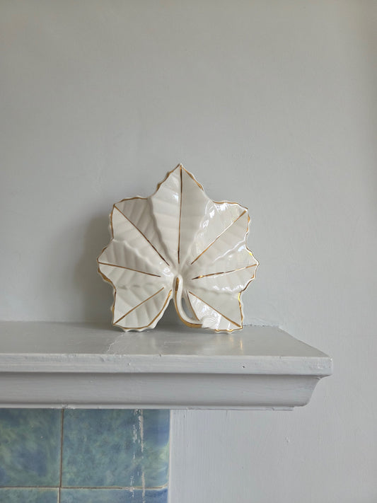 Gilded Leaf Wall Pocket