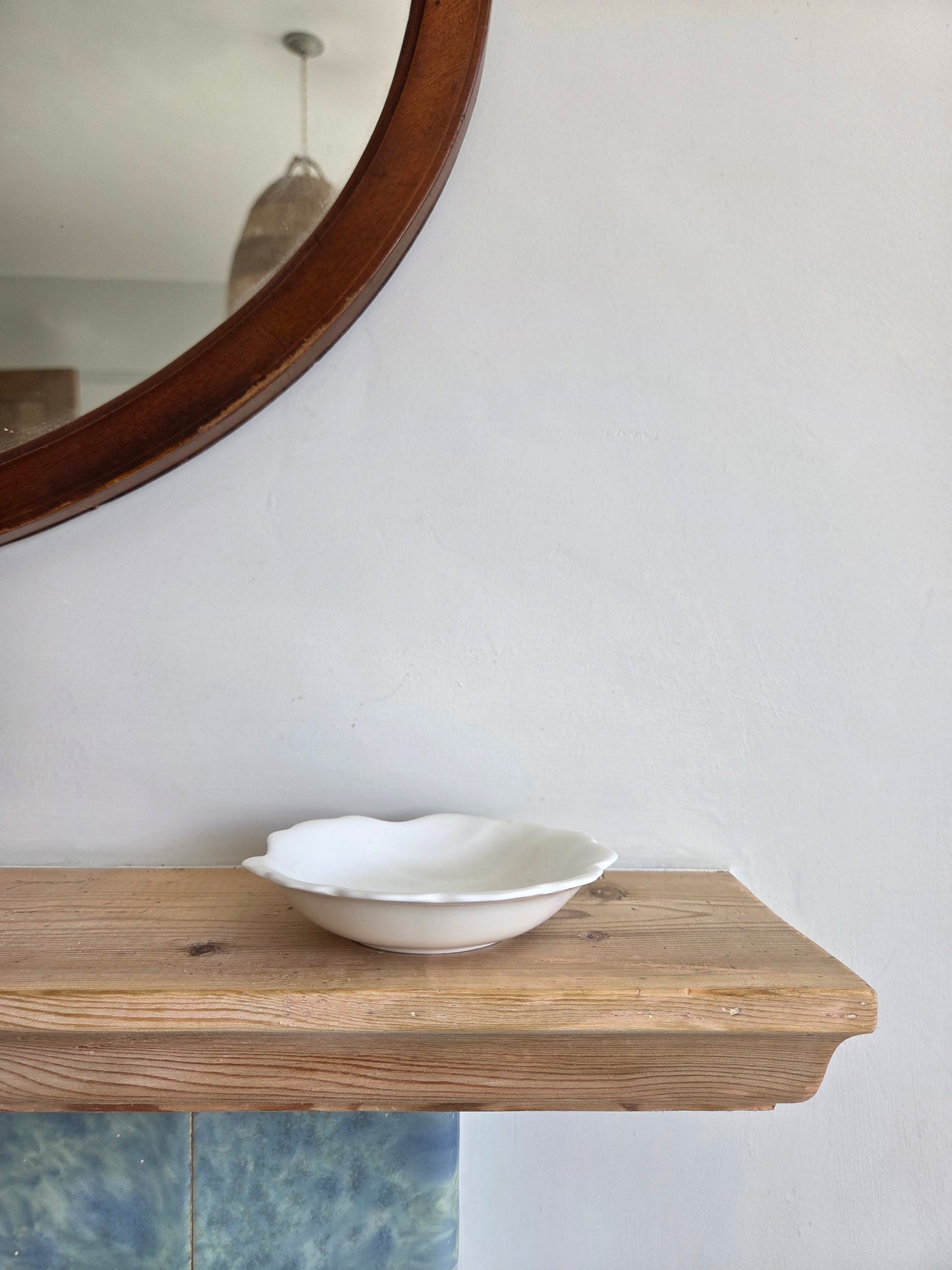 Vintage Milk Glass Shell Dishes