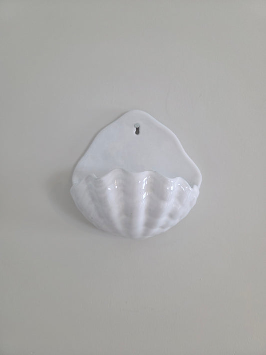 Vintage Shell Wall Pocket