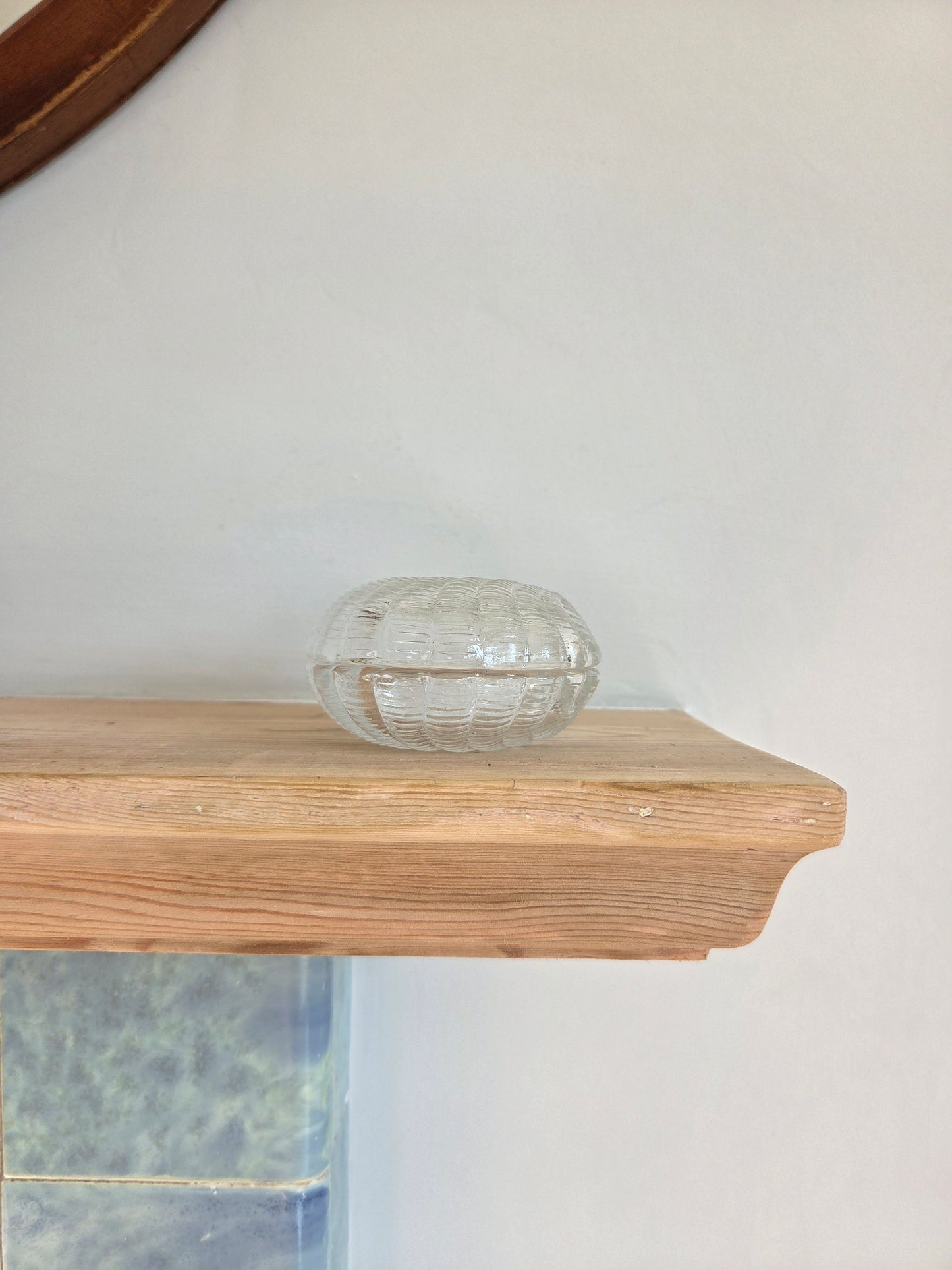 Glass Clam Shaped Lidded Pot