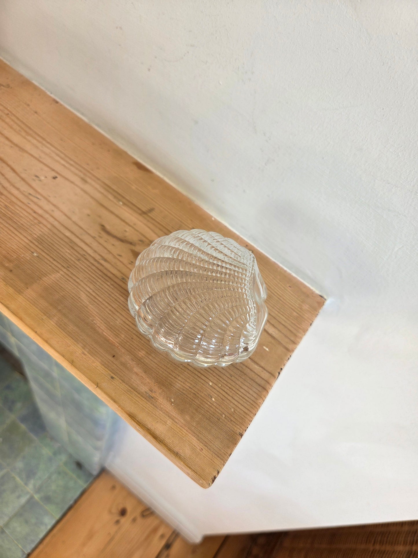 Glass Clam Shaped Lidded Pot