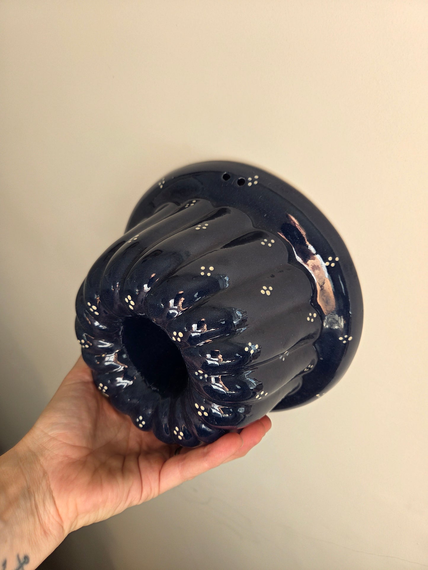 Large Vintage Blue Mould