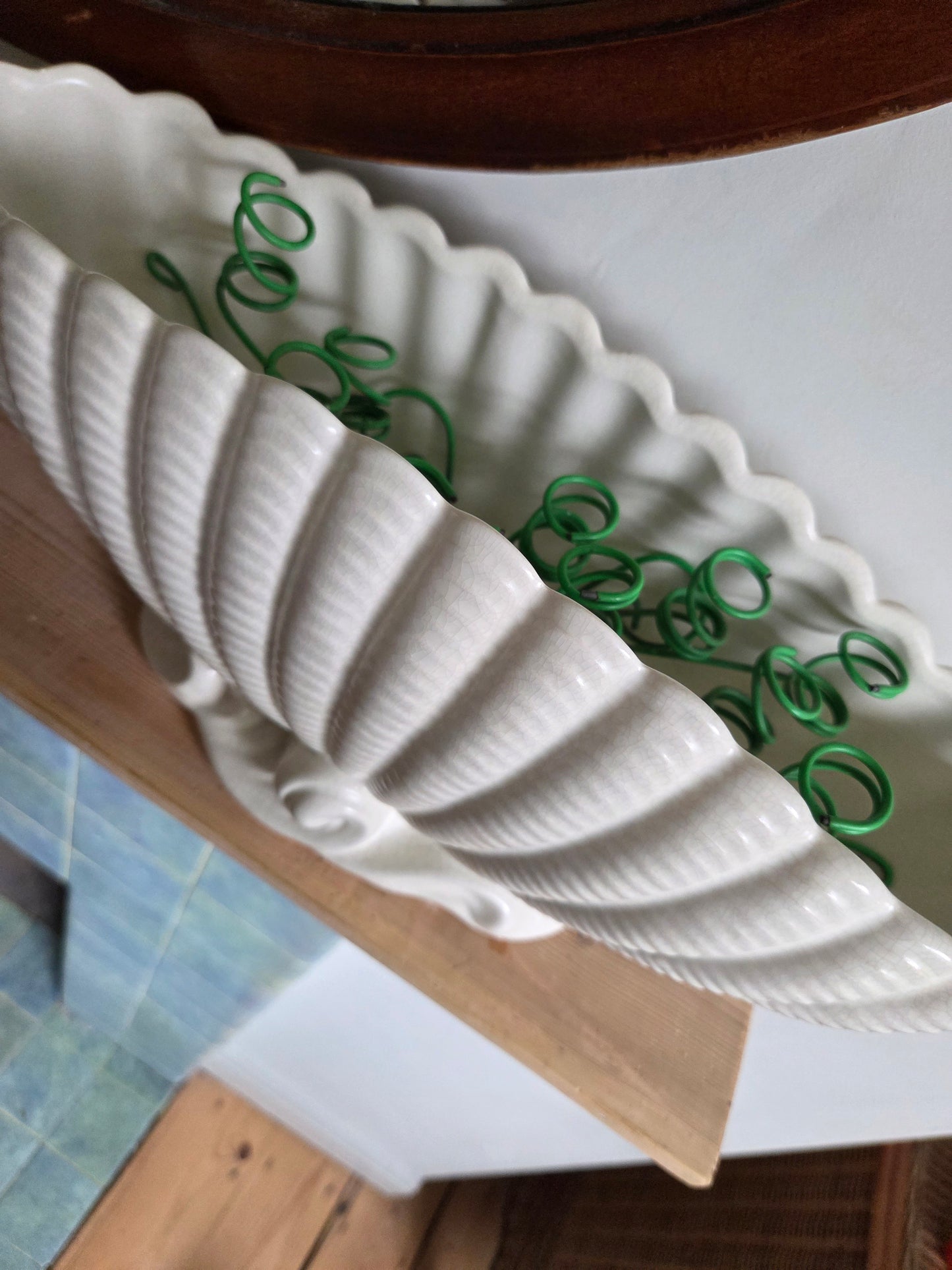 Vintage Shell Mantle Vase