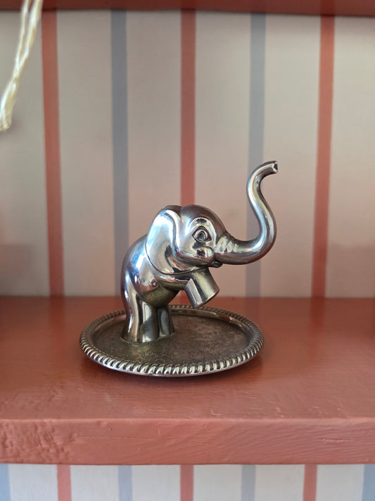 Elephant Ring Holder