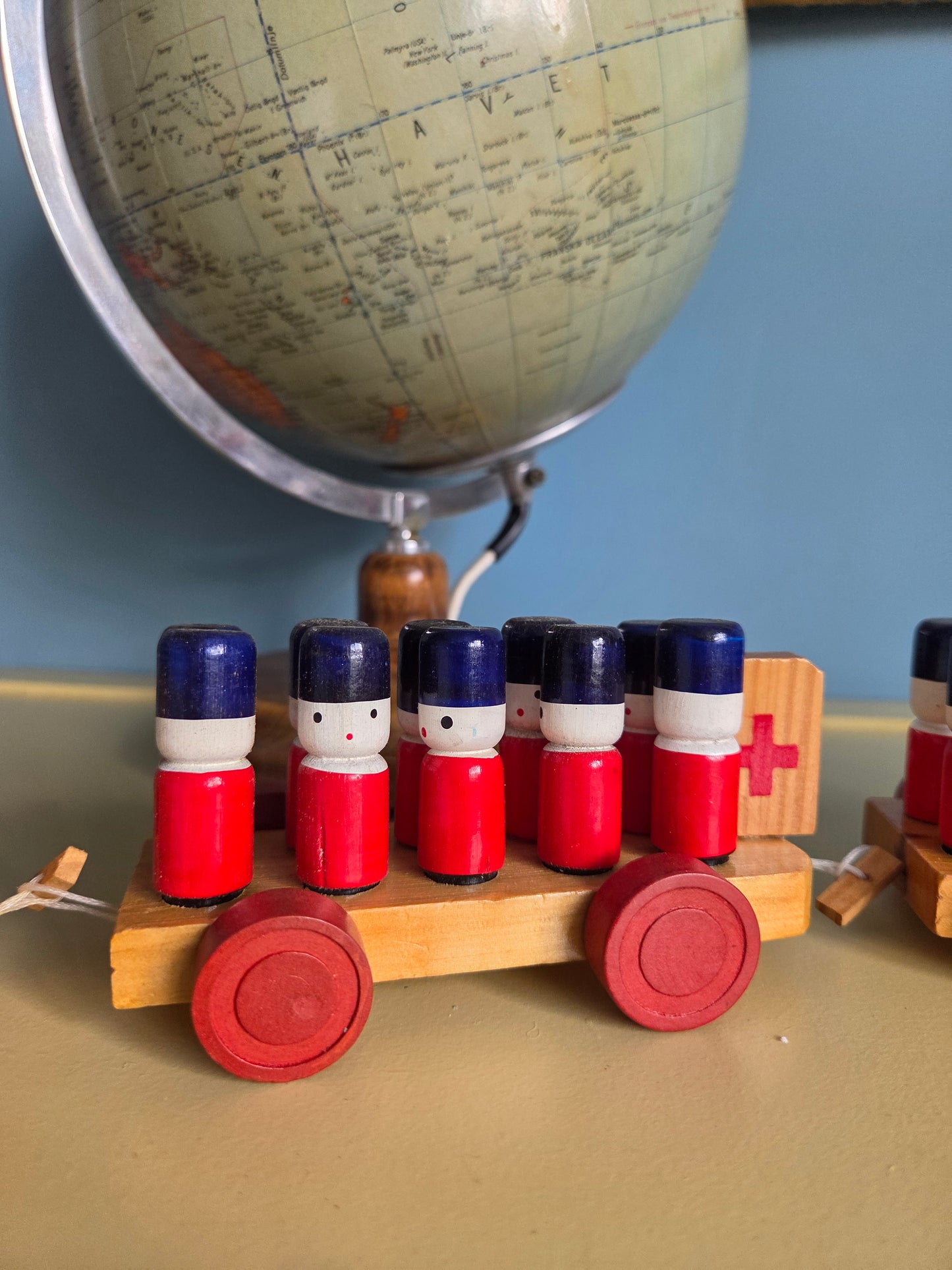 Vintage Counting Train with Soldiers