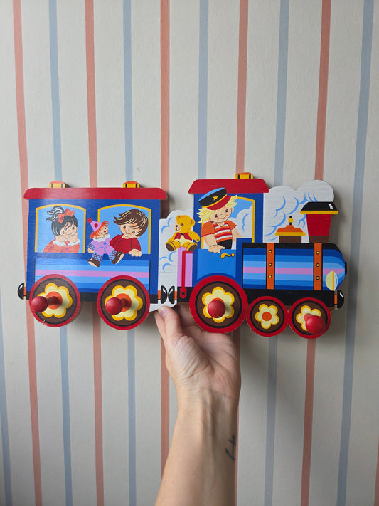 Mertenskunst Train Hooks