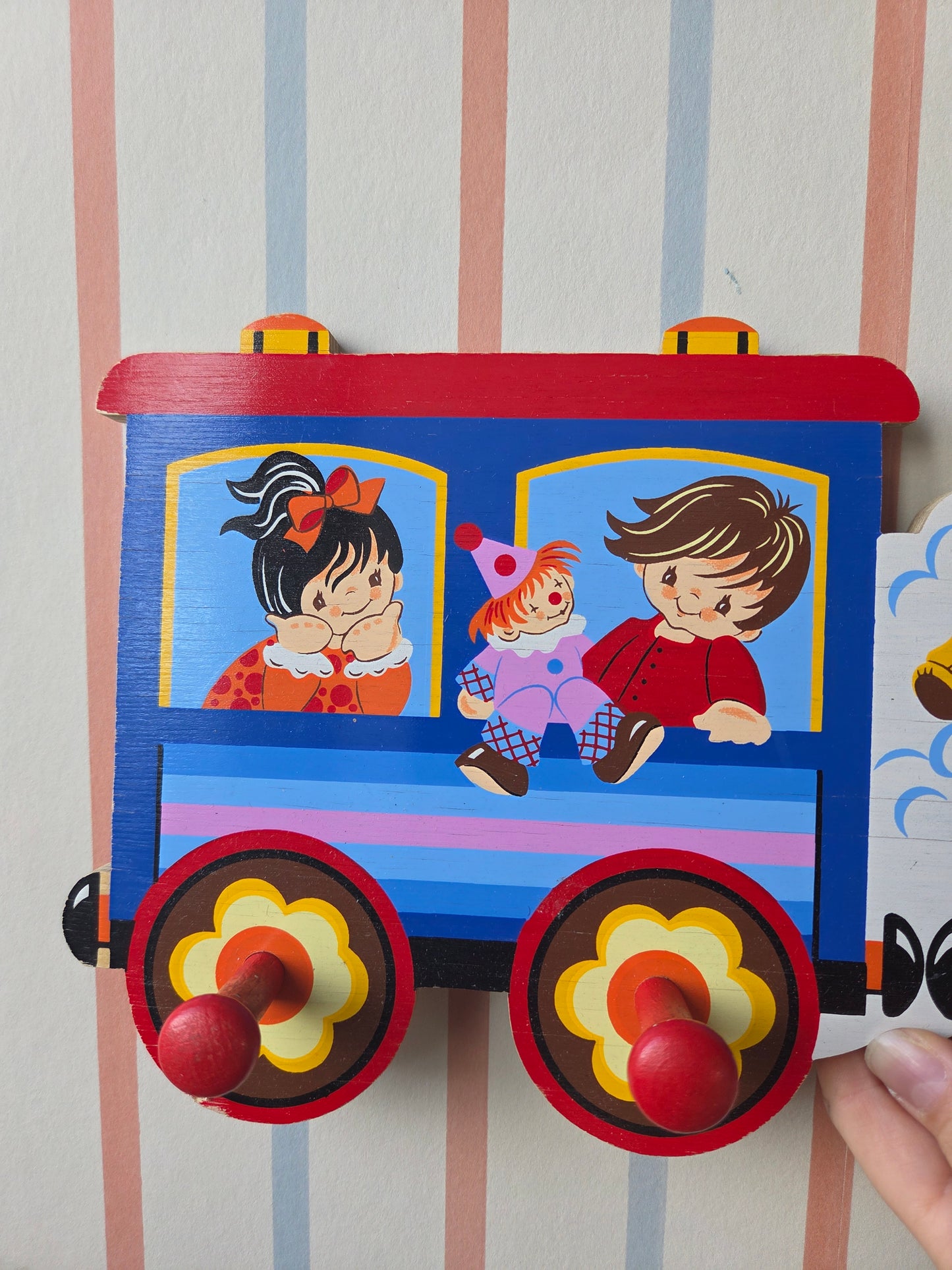 Mertenskunst Train Hooks