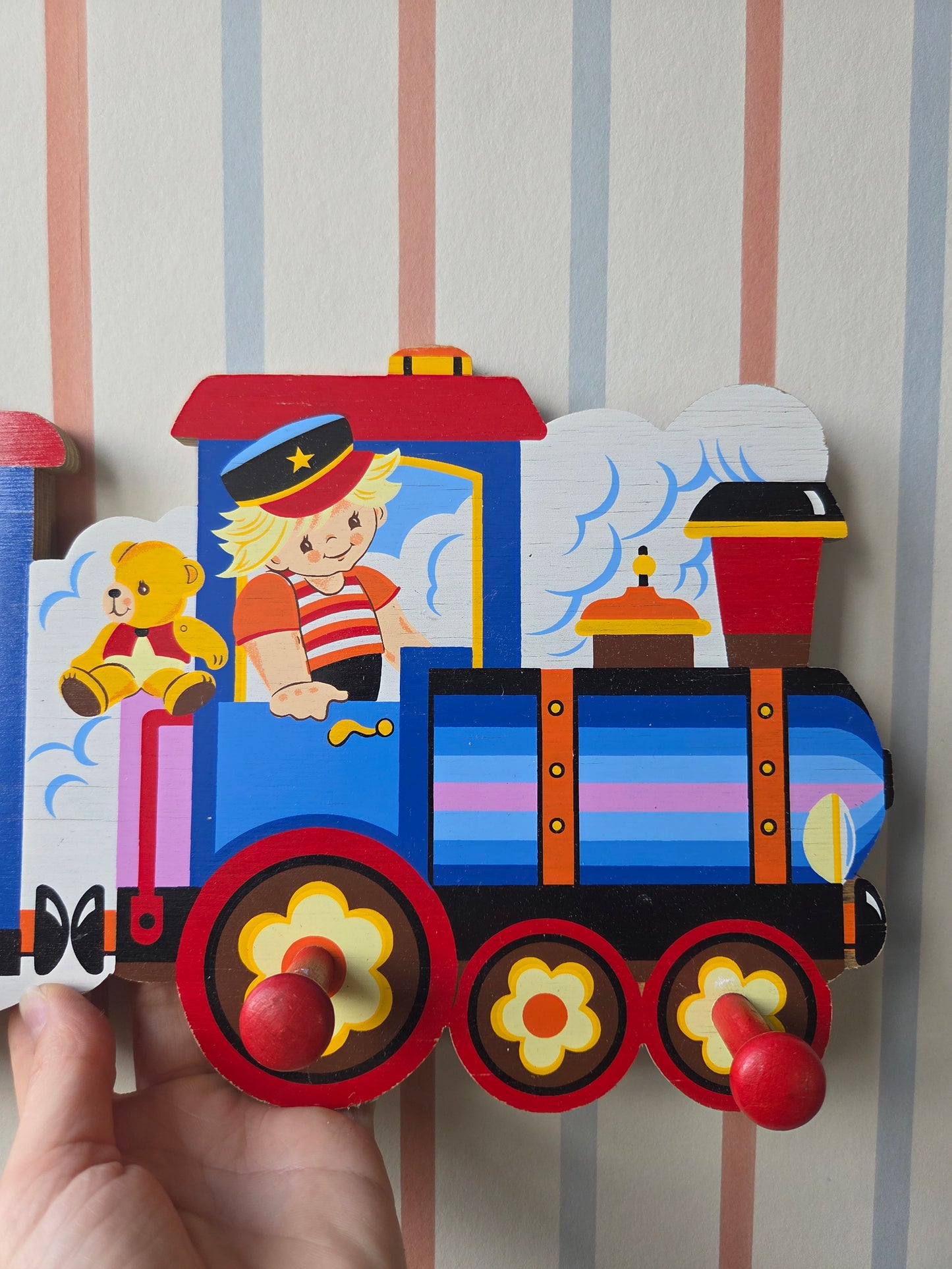 Mertenskunst Train Hooks