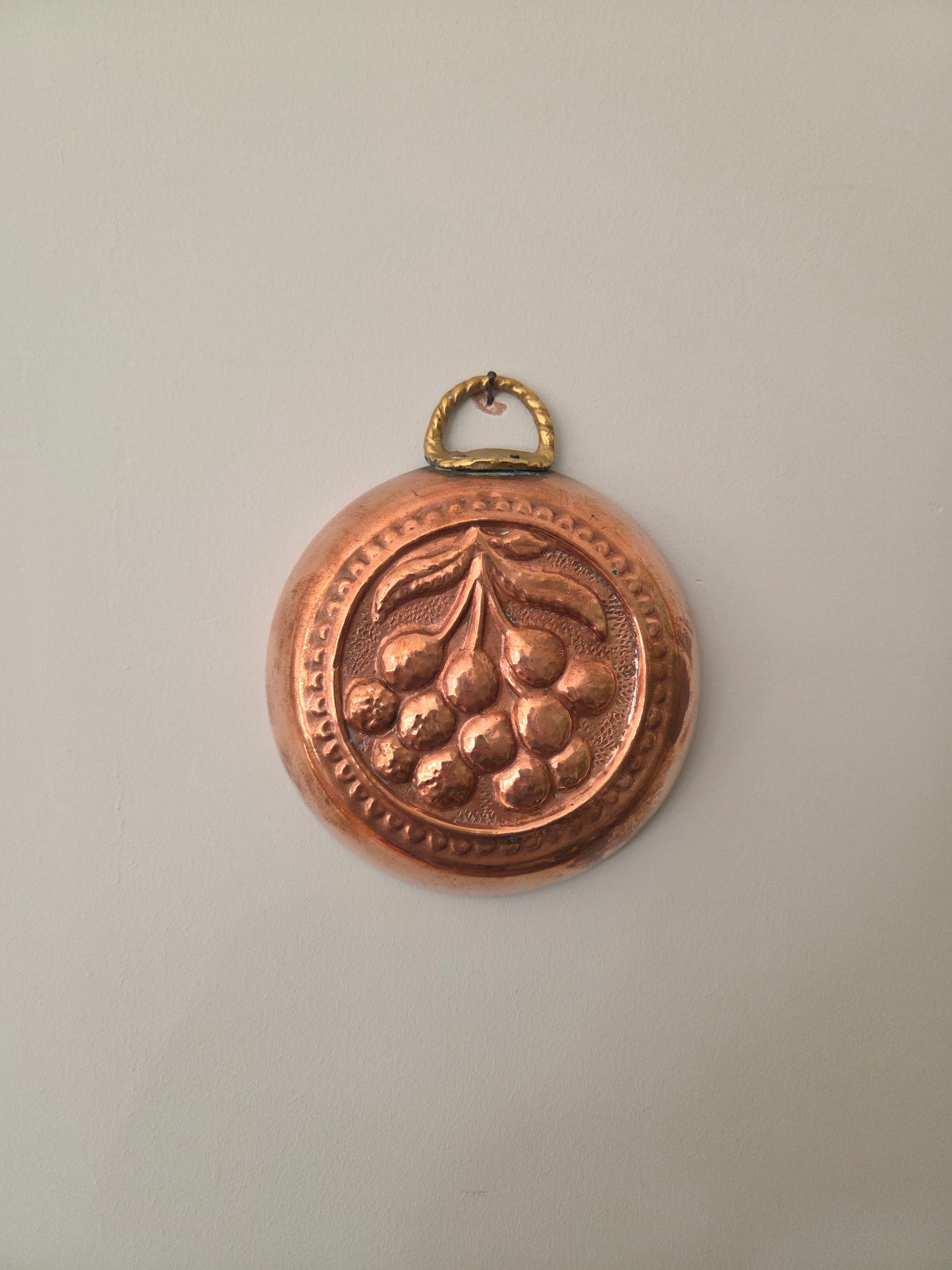 Vintage Copper Mould - Handled Pear