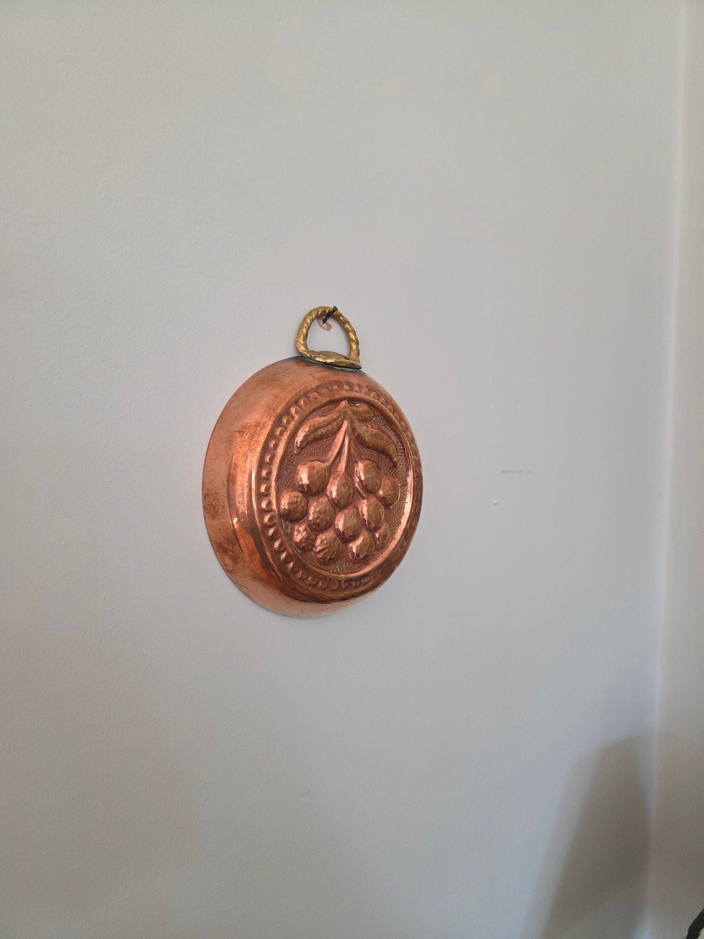 Vintage Copper Mould - Handled Pear
