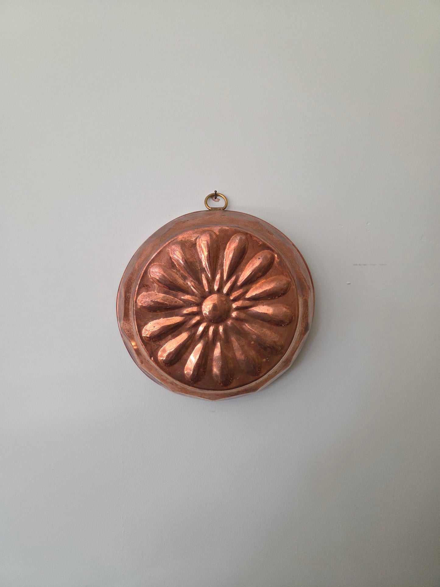 Vintage Copper Mould - Large Flower