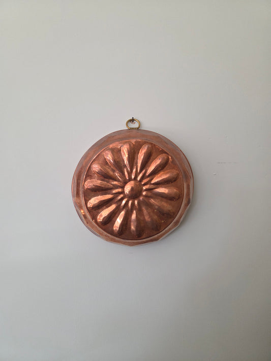 Vintage Copper Mould - Large Flower