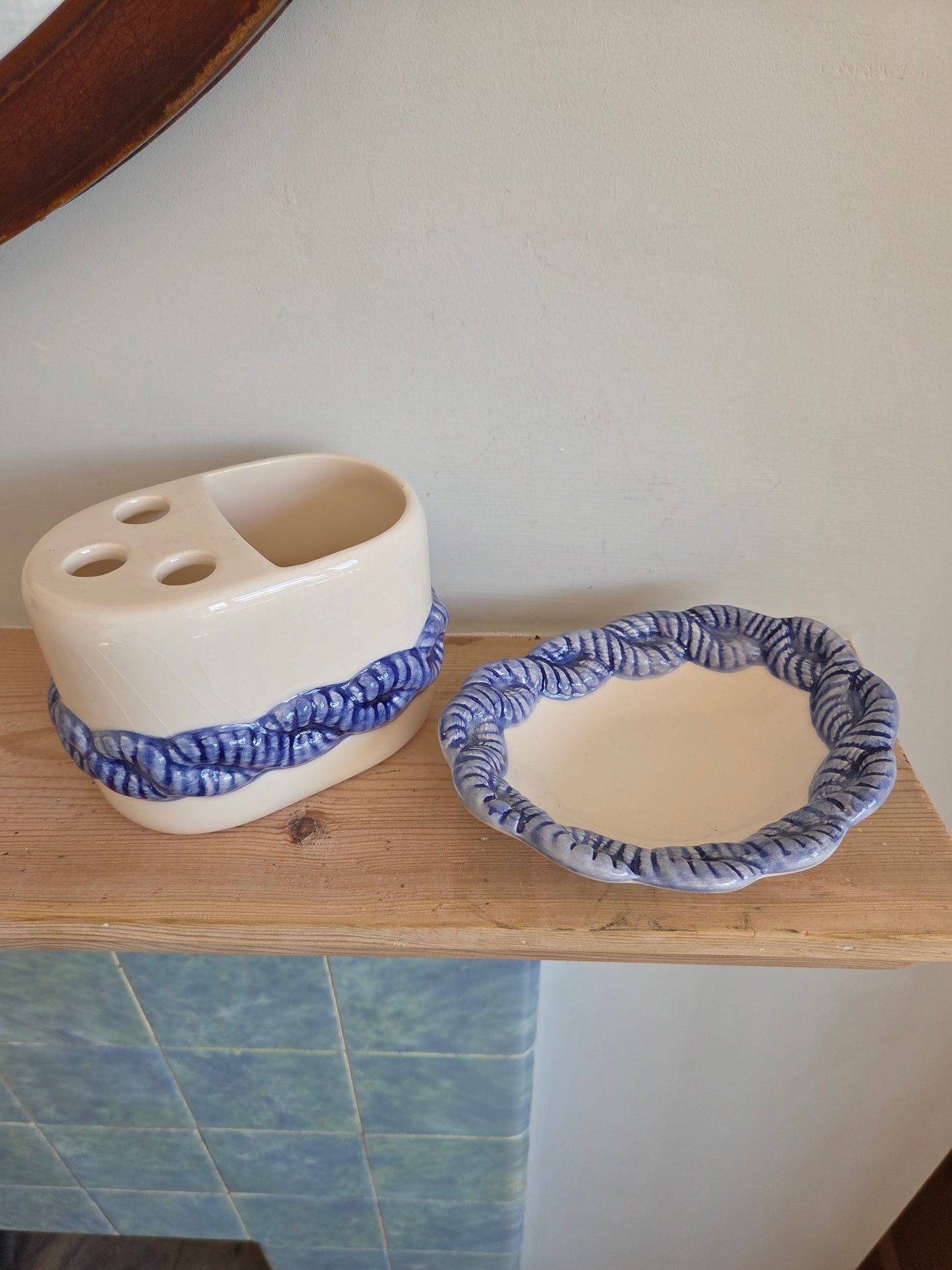 Portugese Majolica Soap Dish