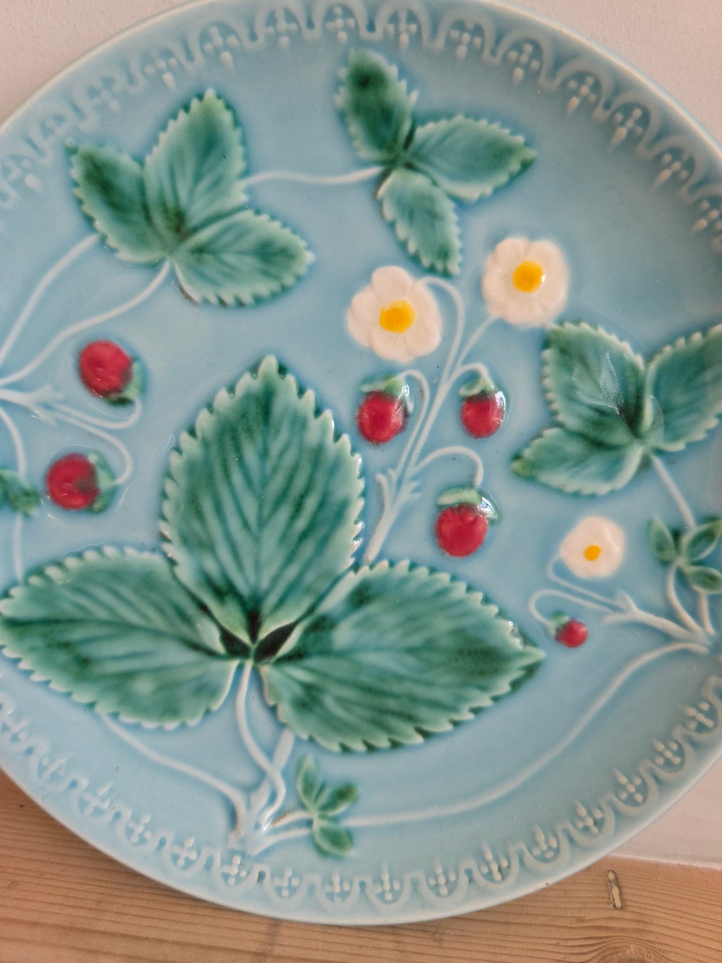 Vintage Wild Strawberries Wall Plate