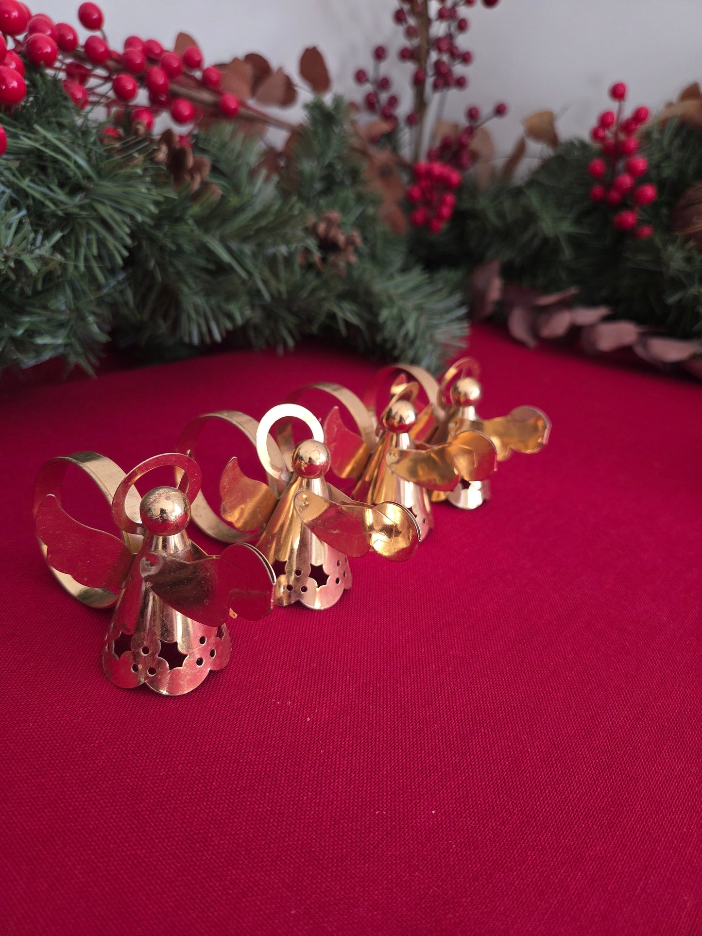 Set of Six Brass Angel Napkin Rings (2/2)