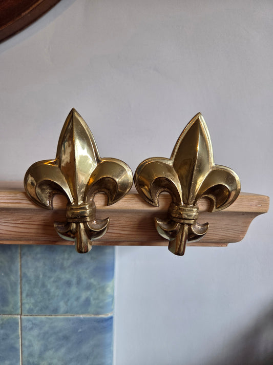 Fleur De Lis Curtain Holdbacks