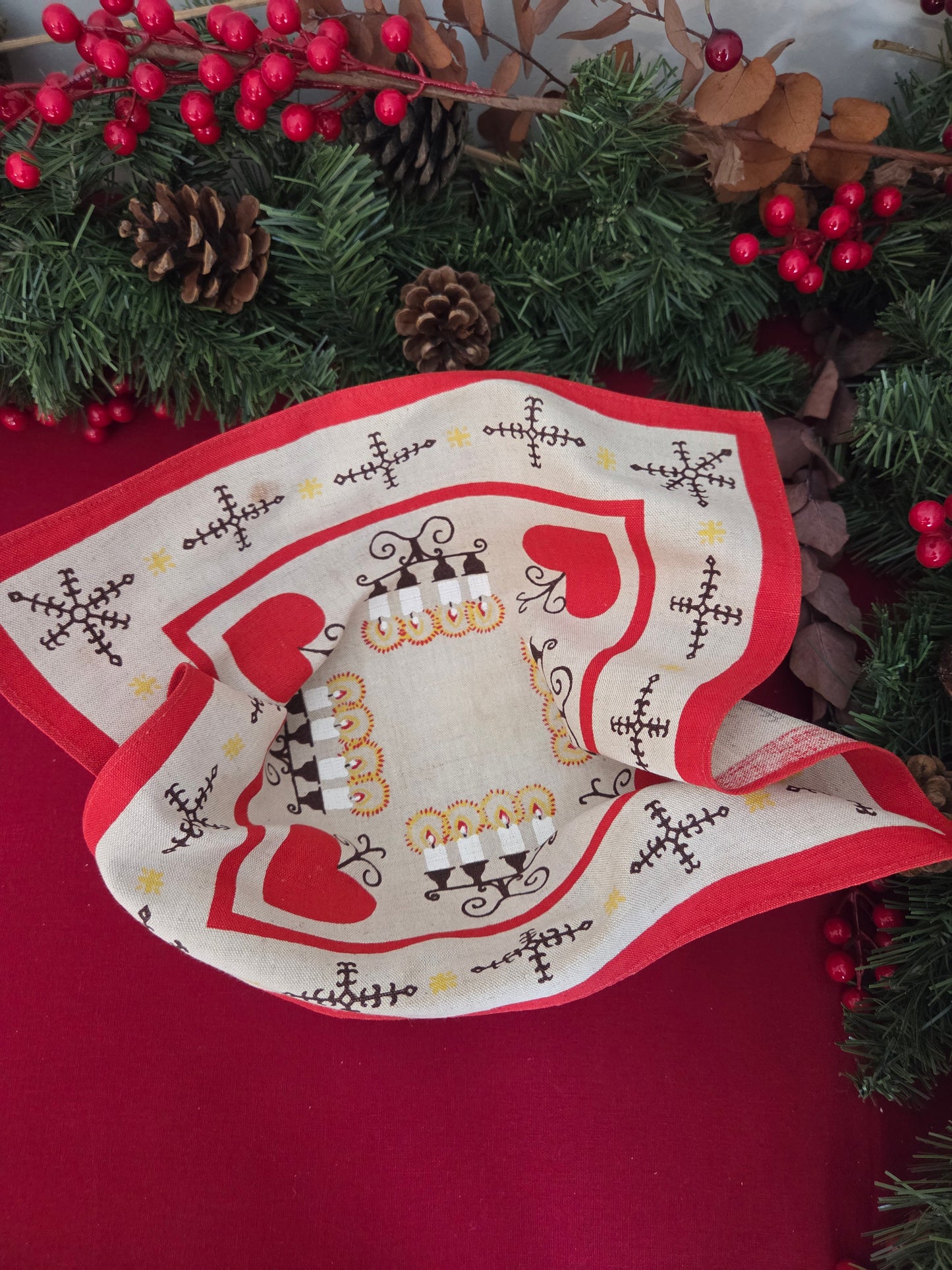 Vintage Swedish Christmas Napkin - Candles and Hearts