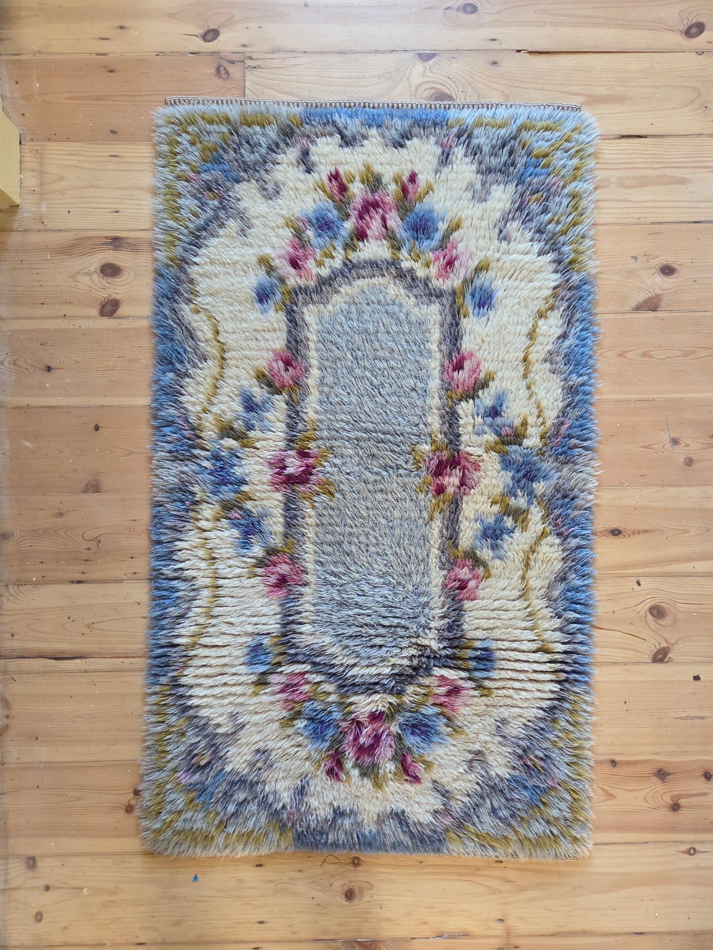 Vintage Swedish Ryamatta