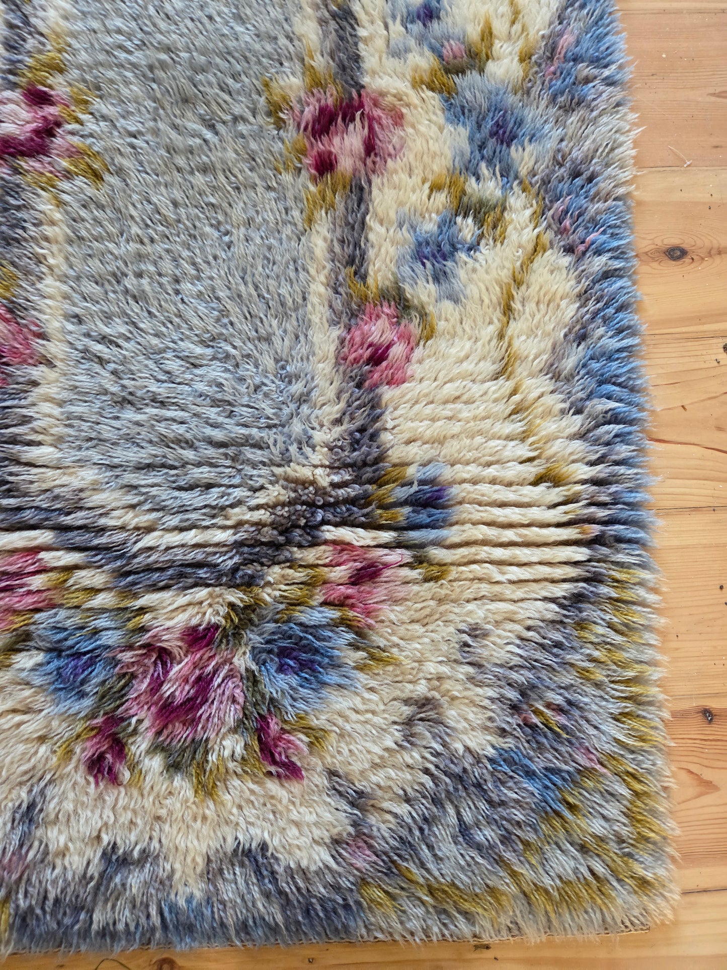 Vintage Swedish Ryamatta