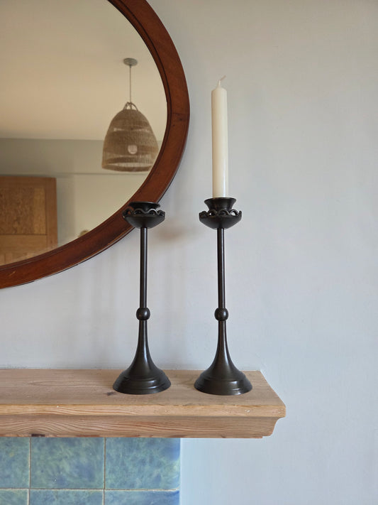 Black Scallop Detail Candlesticks