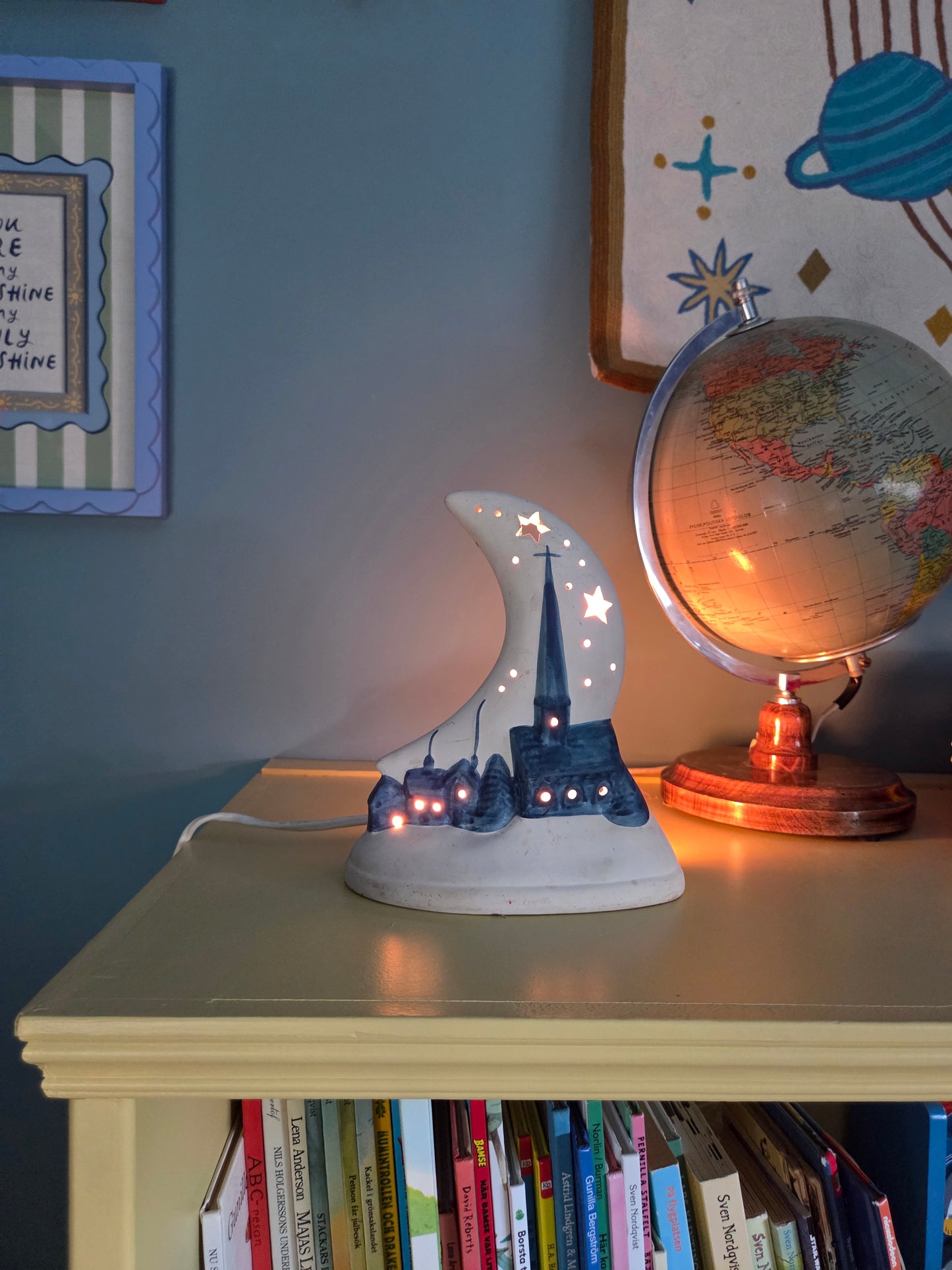 Moon Tealight Holder