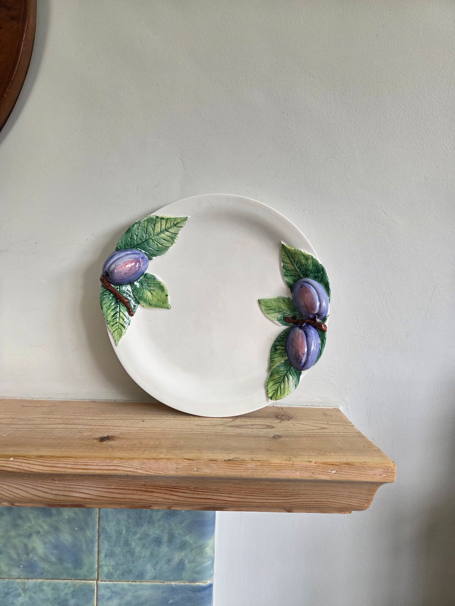 Majolica Plum Plate