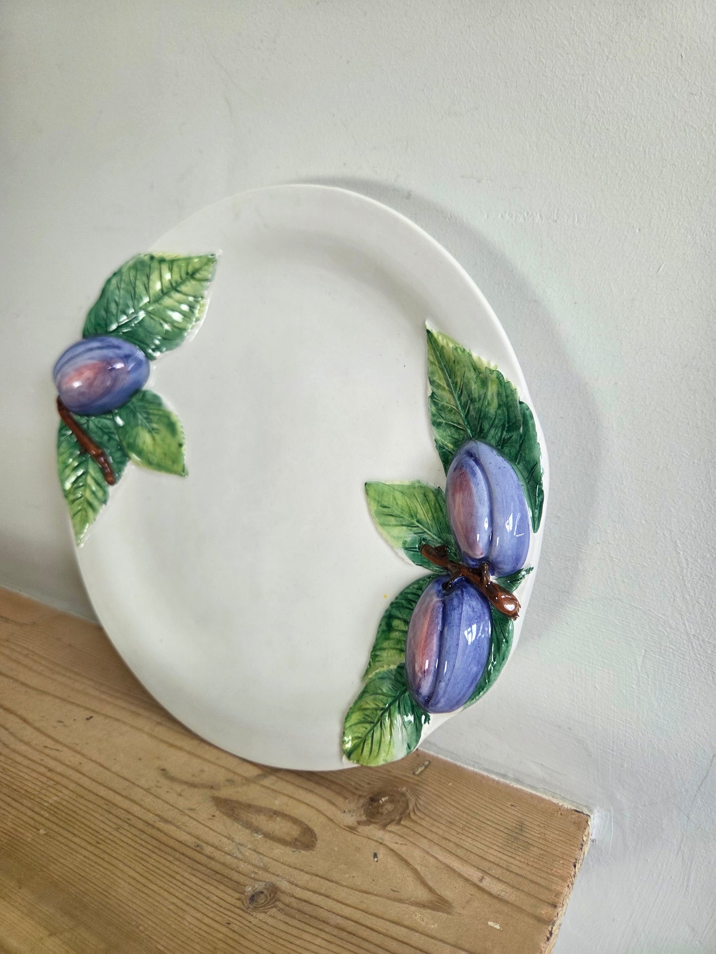 Majolica Plum Plate