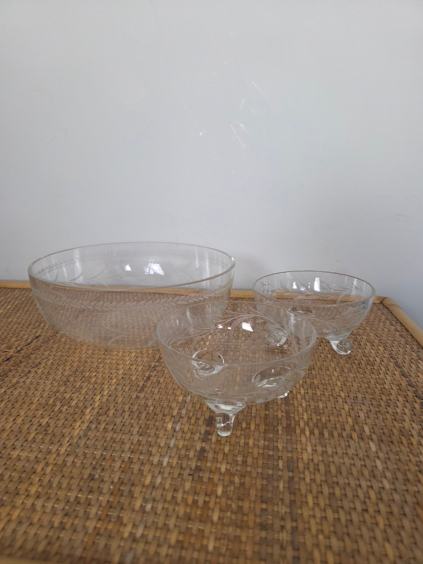 Vintage Glass Dessert Bowl Set