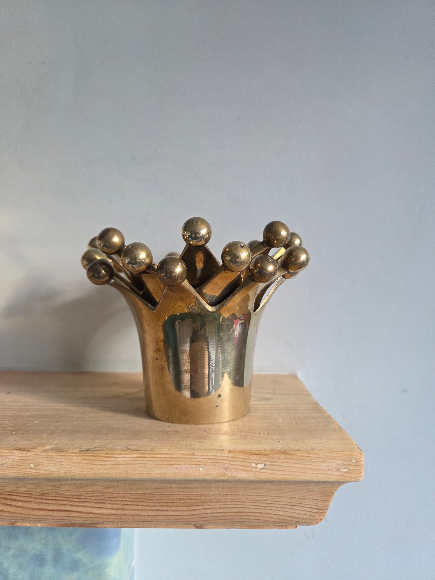 Large Brass Crown Tealight Holder