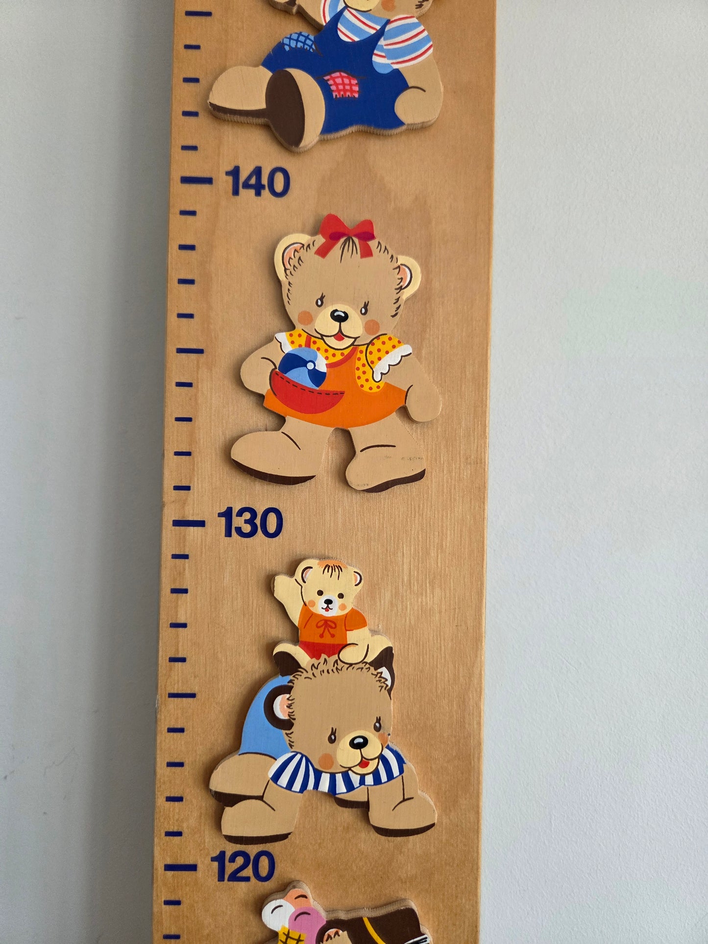 Vintage Mertenskunst Height Chart