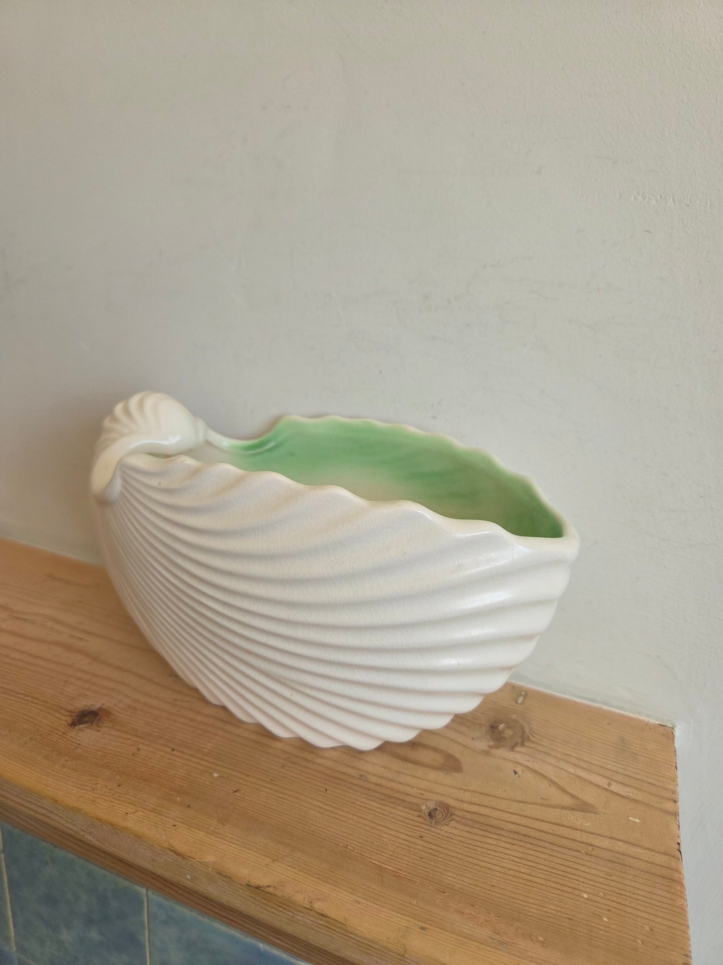 Vintage Shell Mantle Vase