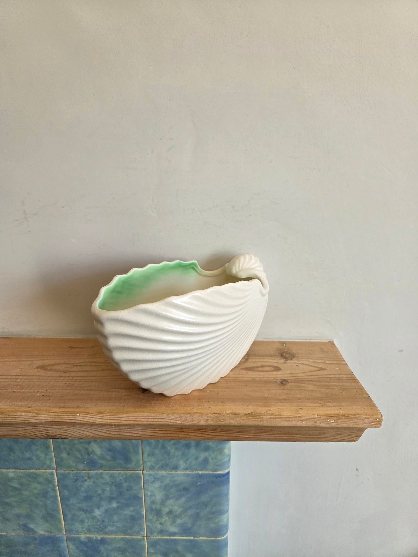 Vintage Shell Mantle Vase