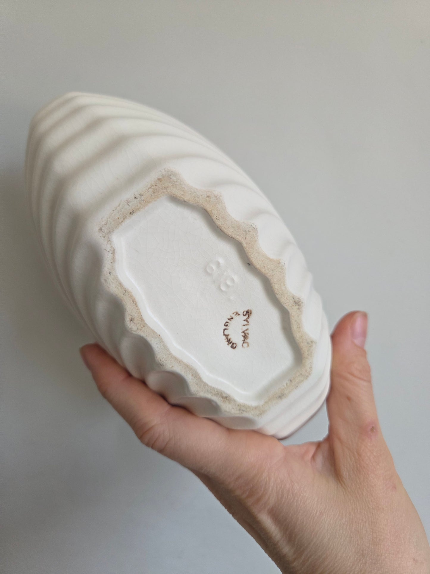 Vintage Shell Mantle Vase