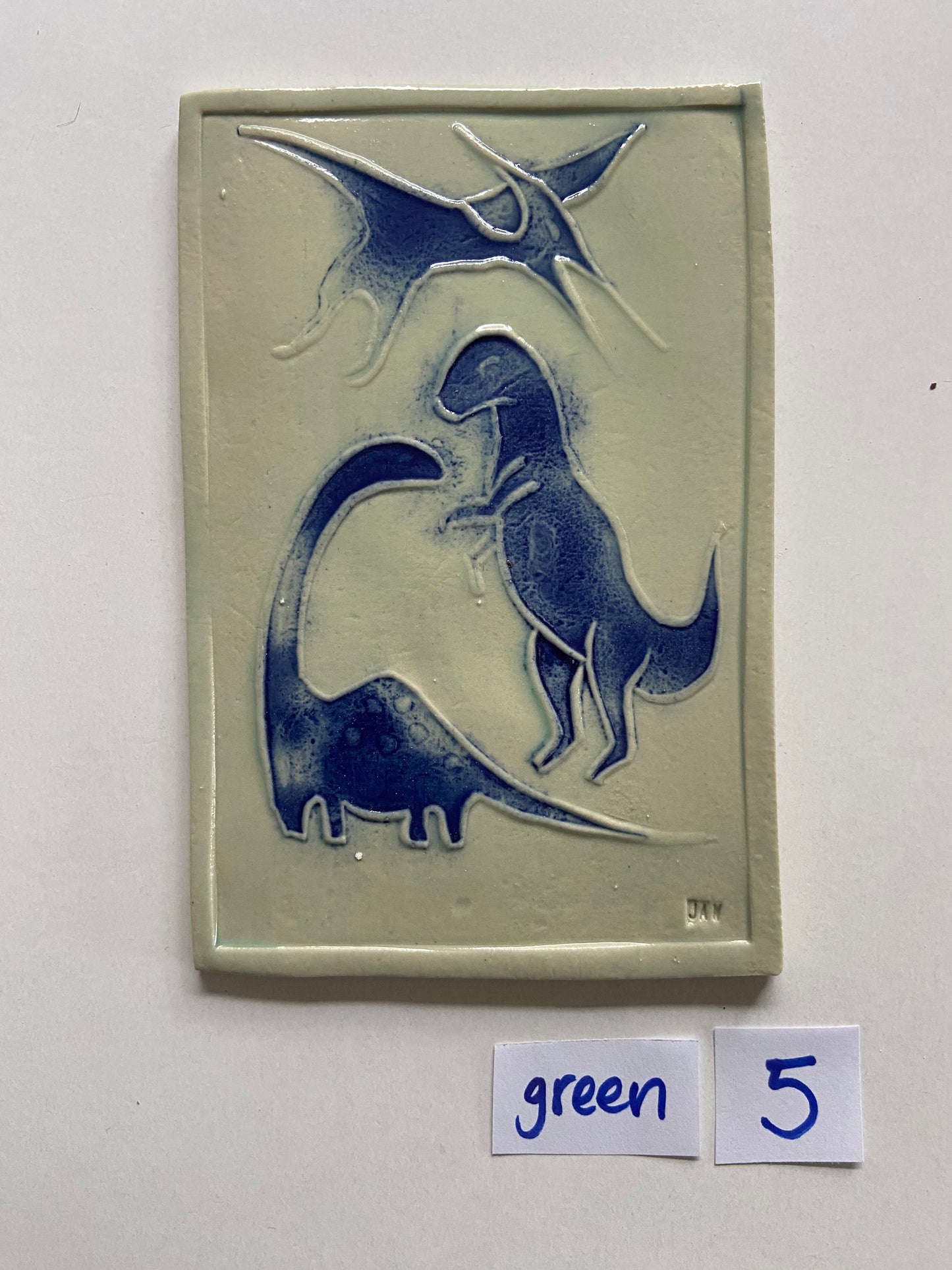 Dinos 05 by JAW Ceramics