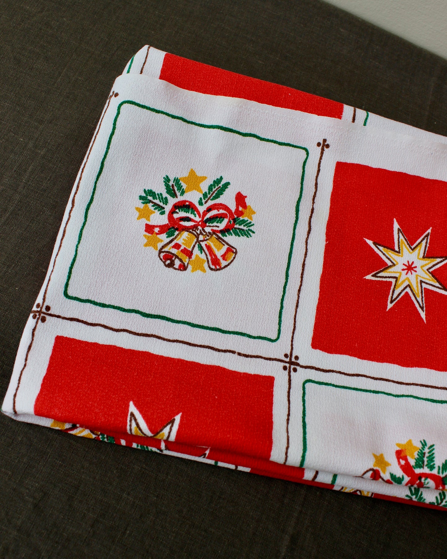 Vintage Swedish Christmas Tablecloth - White and Red