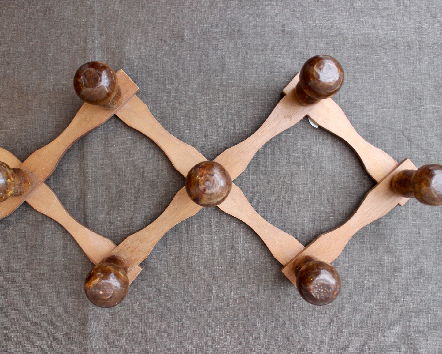 Wooden Concertina Wall Hooks