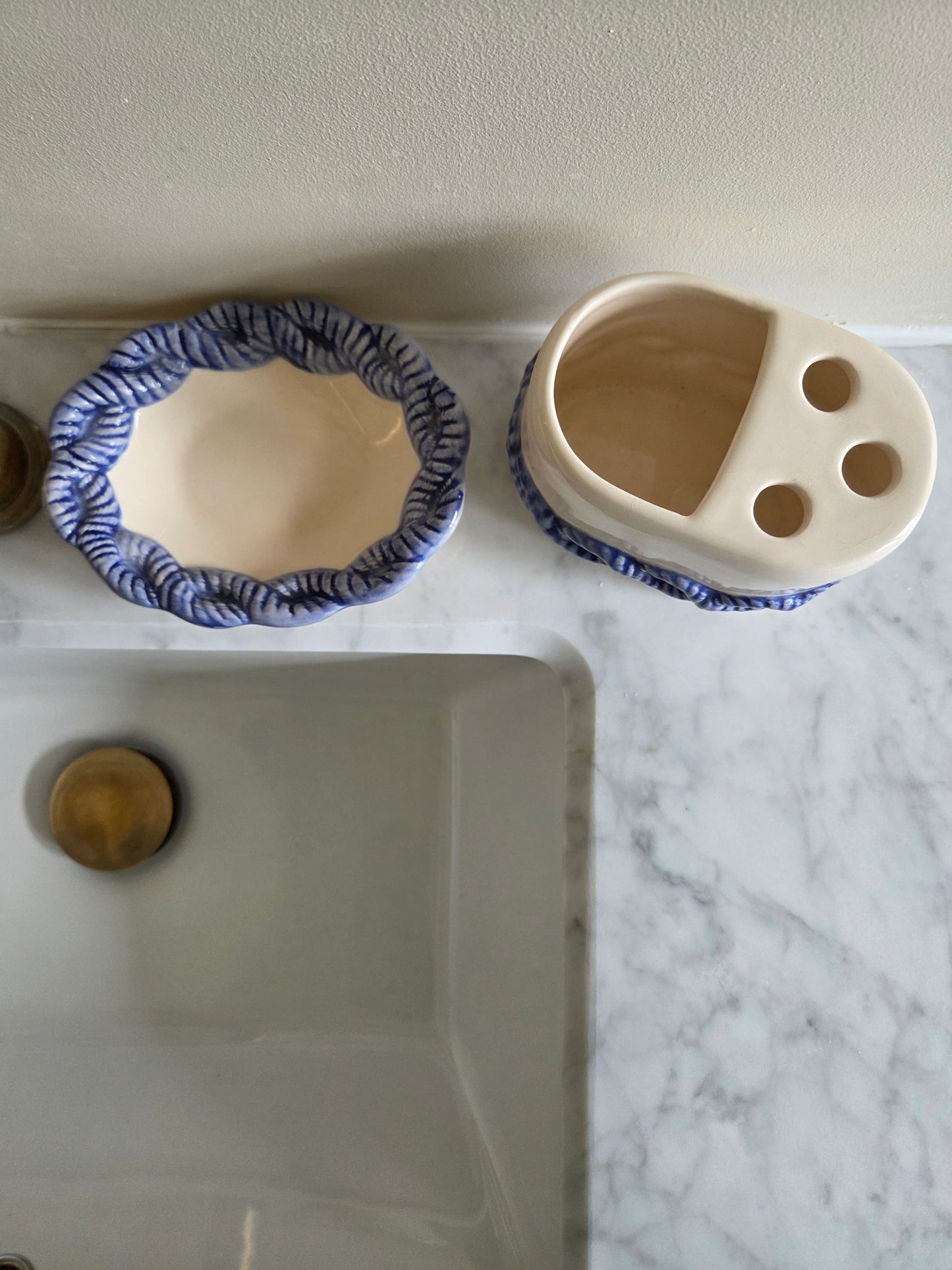 Portugese Majolica Soap Dish