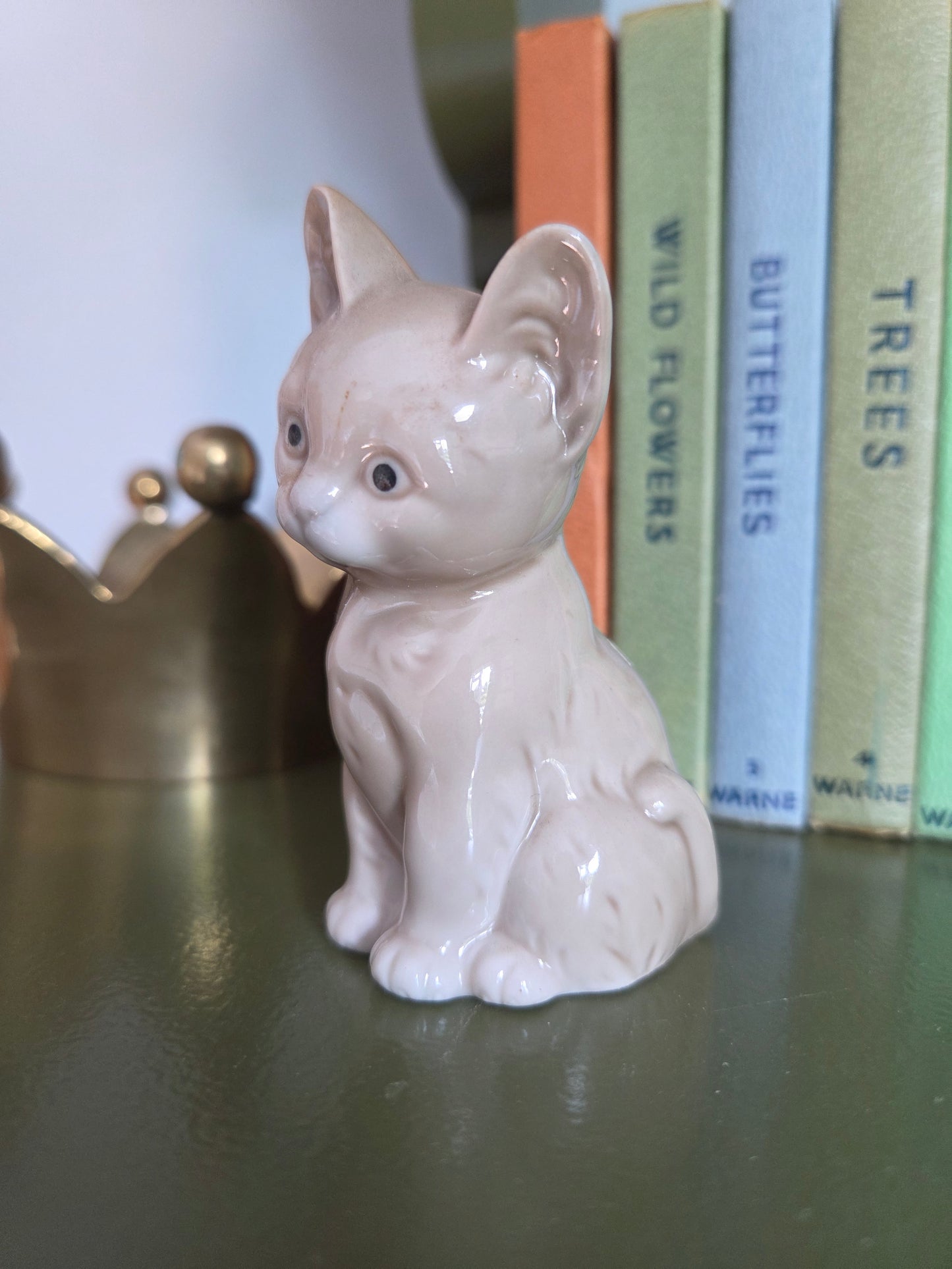 Sweet Vintage Cat Ornament