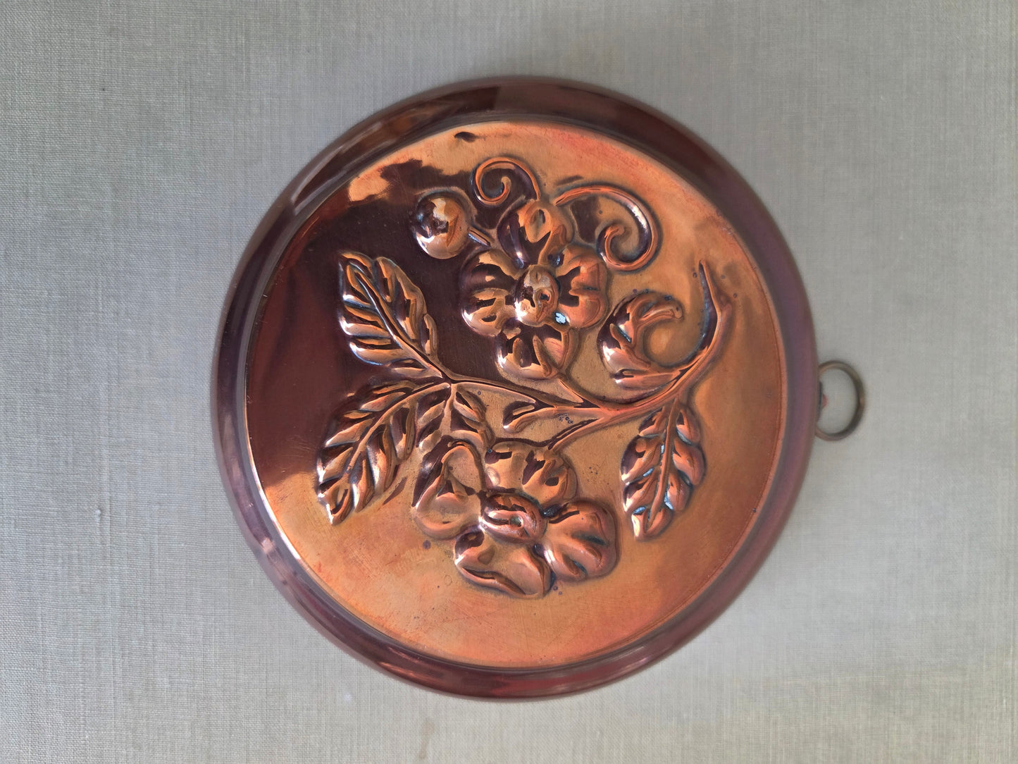 Medium Swedish Copper Mould with Flower Design